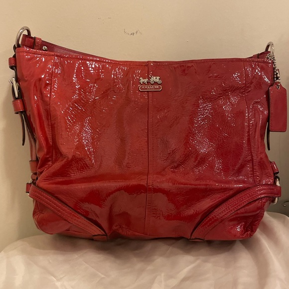 Coach tomato red patent style bag and dust bag - Picture 5 of 13